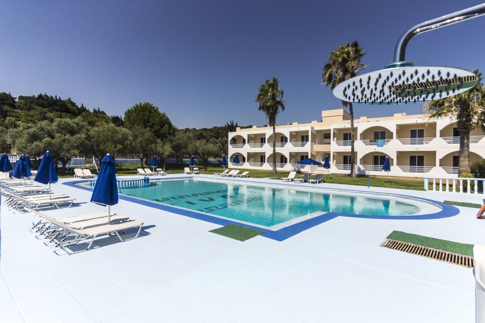 Tivoli Hotel.