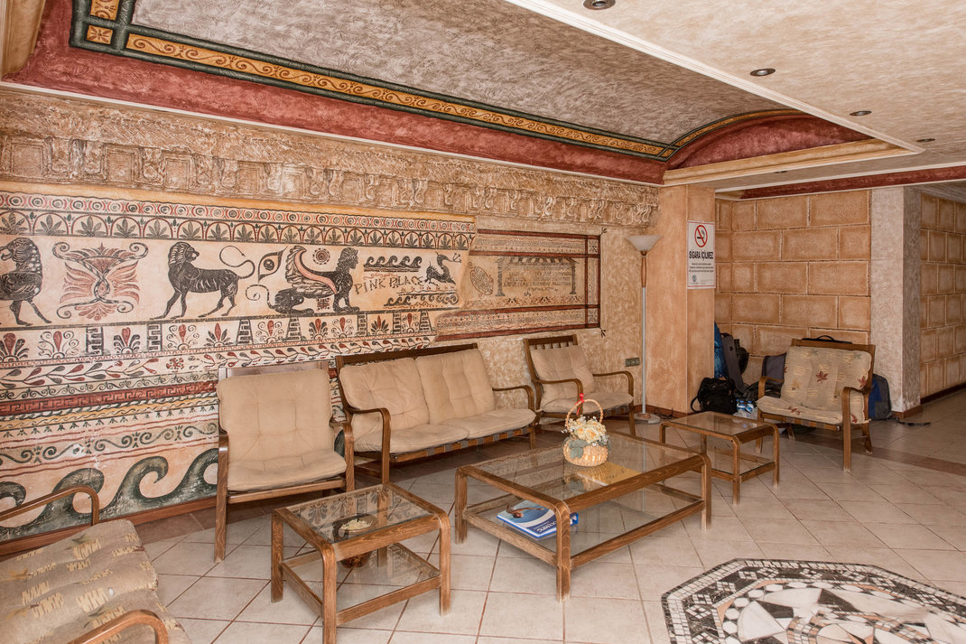 Pink Palace Hotel image 3