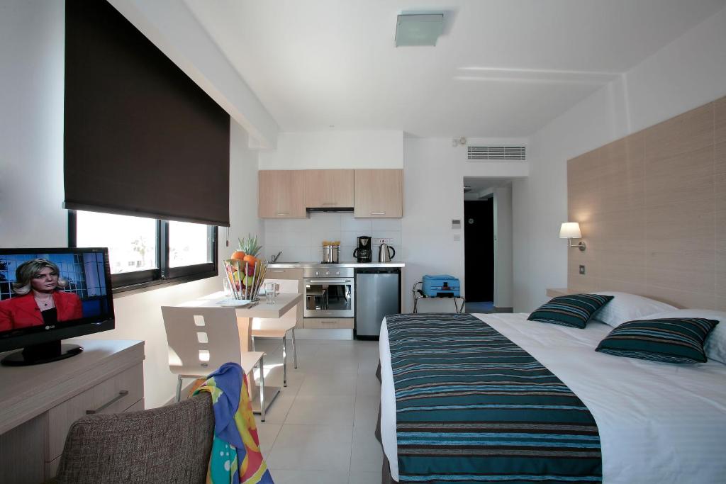 Anemi Hotel & Suites Paphos foto 22
