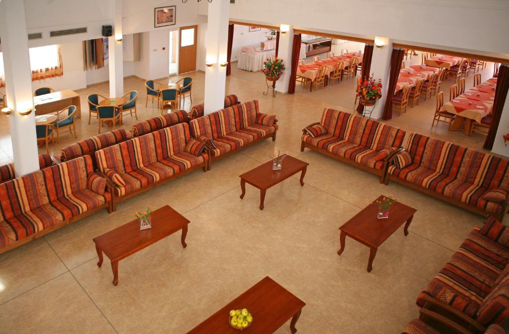 Corallia Beach Hotel Apartments foto 14