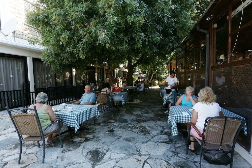 Dionysos Central foto 26