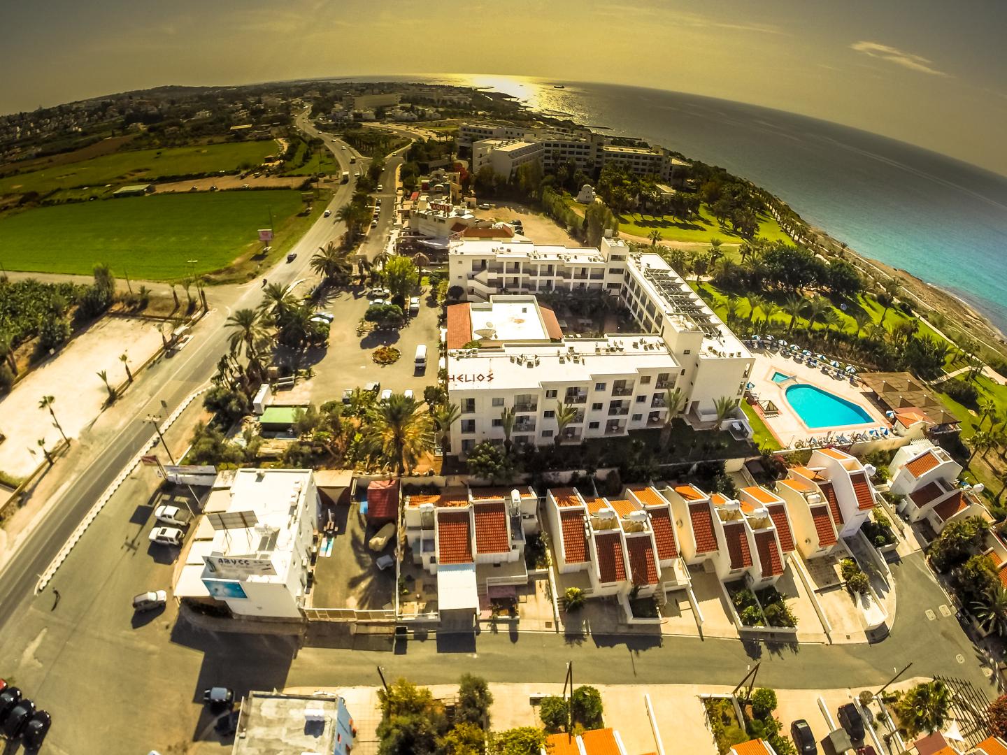 Helios Bay Hotel and Suites foto 26