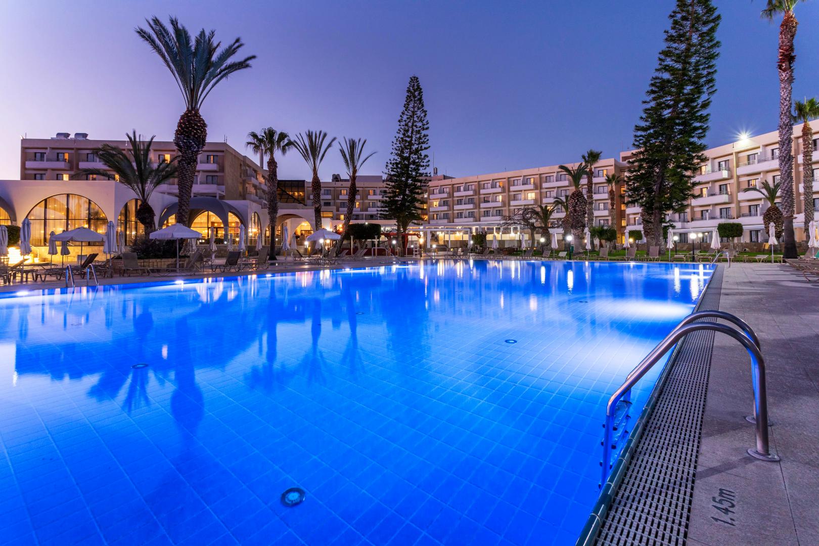 Louis Phaethon Beach foto 19