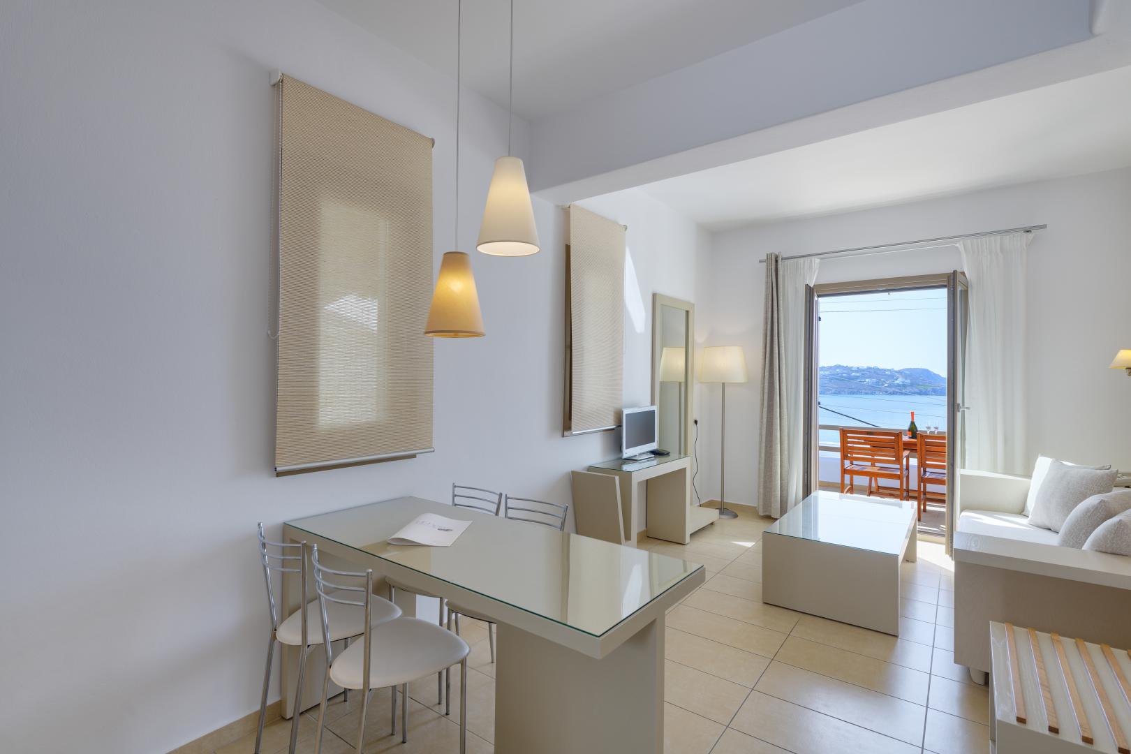 Lithos by Spyros & Flora foto 10