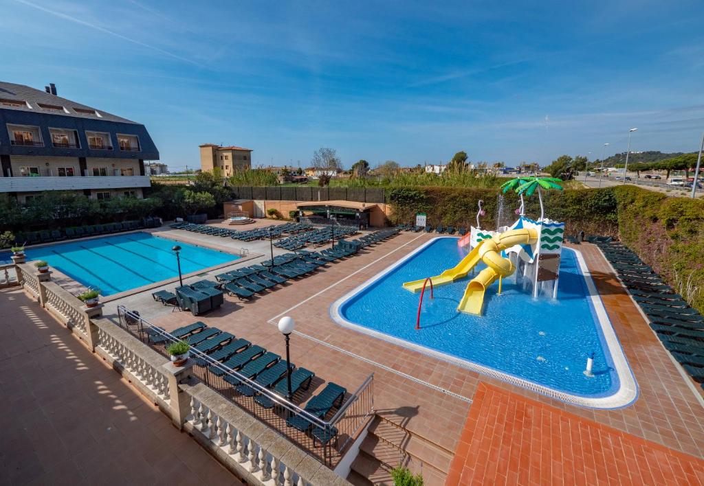 Santa Susanna Resort