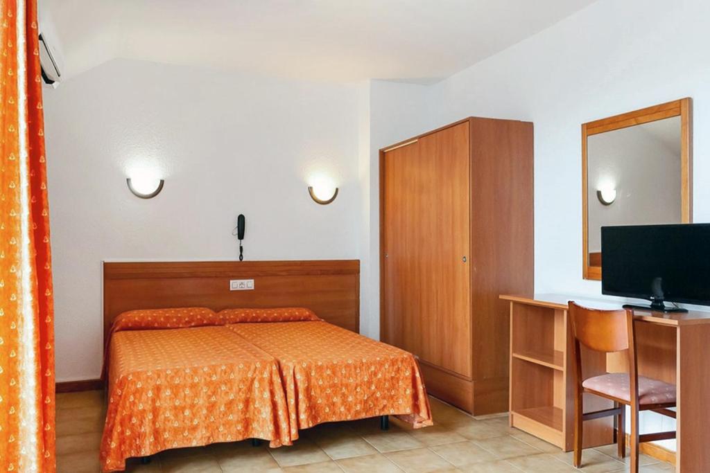 Santa Susanna Resort image 1