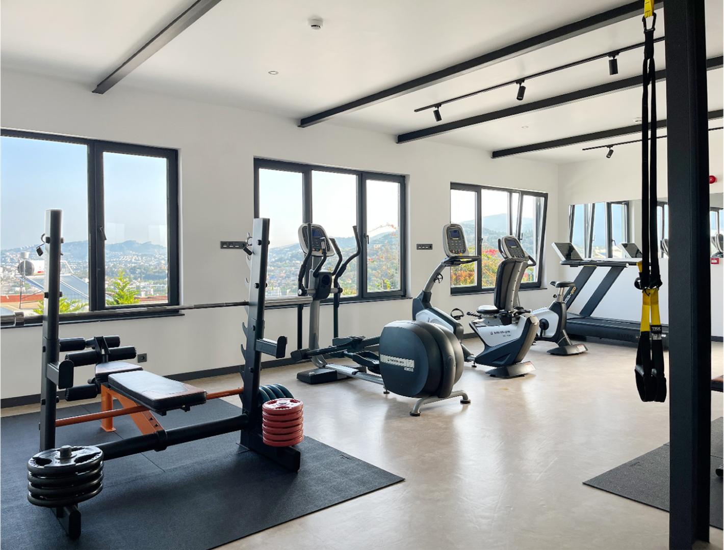 Fitnessruimte met cardio-apparaten — Spektr Hotel Bodrum