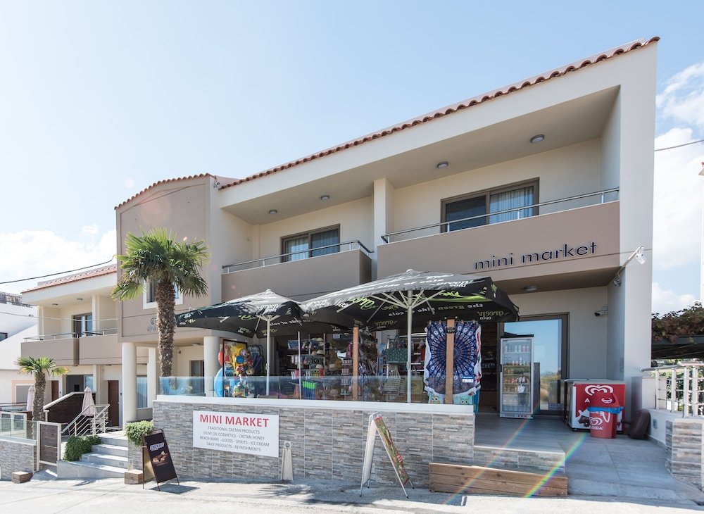 Eva Mare Hotel & Suites image 1