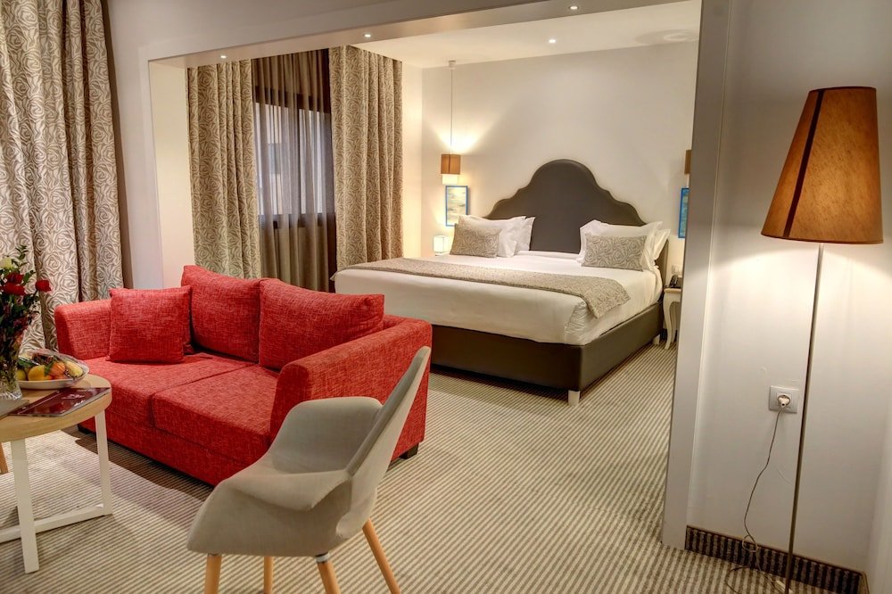 Hôtel Lac Léman image 1