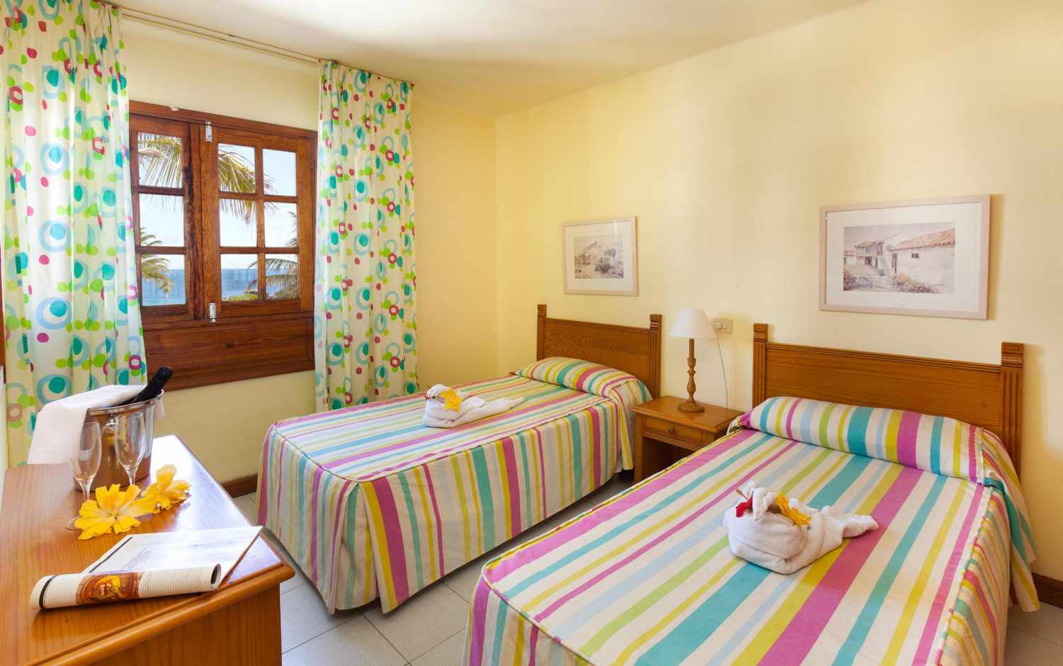 R2 Bahía Kontiki Beach Apartments foto 23