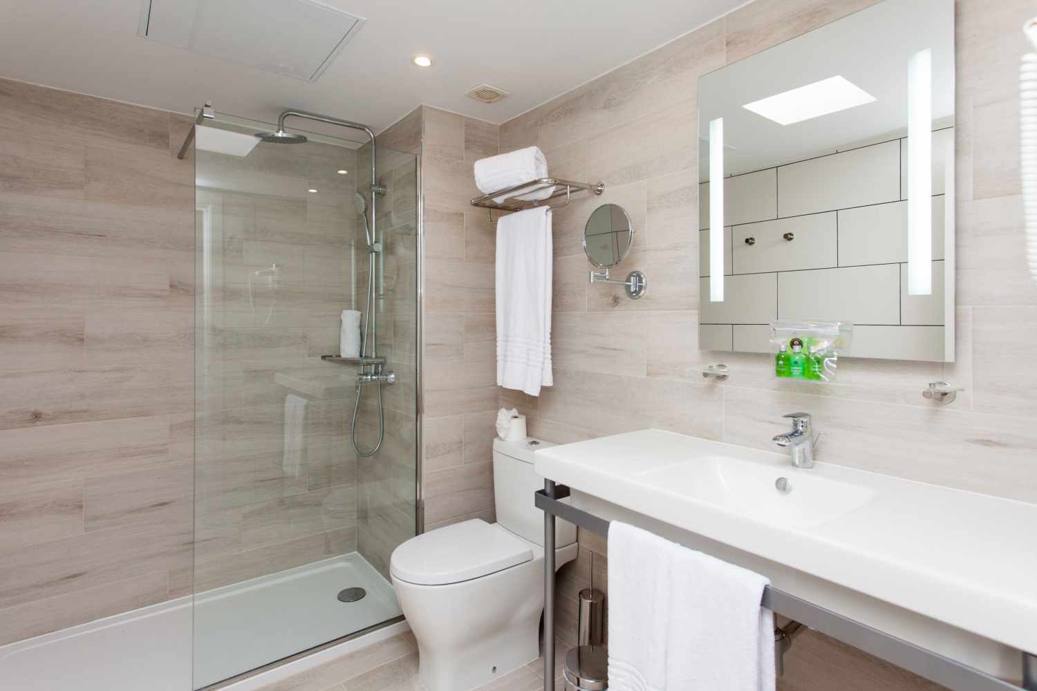 R2 Bahía Kontiki Beach Apartments image 3