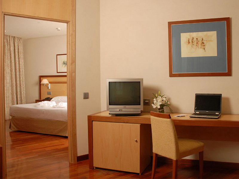 Hotel ILUNION Alcalá Norte image 2