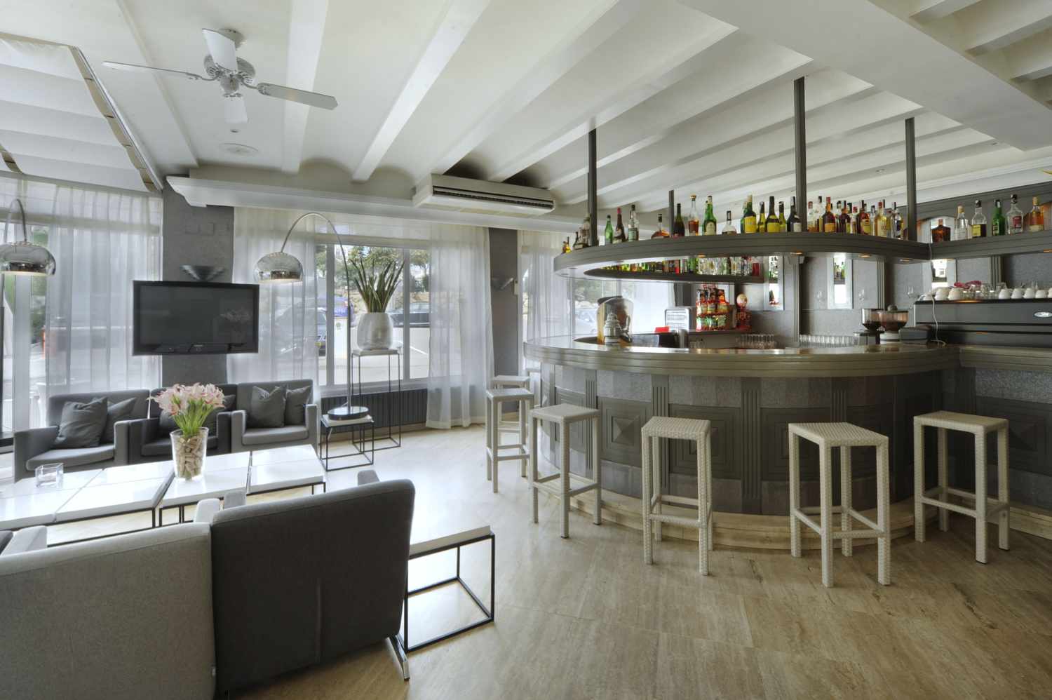 Van der Valk Hotel Barcarola image 2