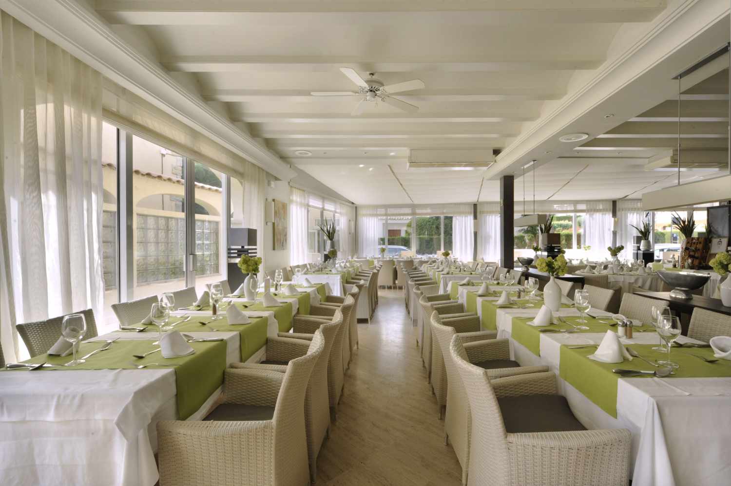 Van der Valk Hotel Barcarola image 1