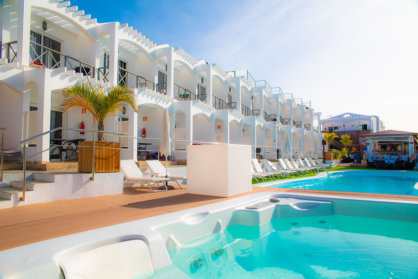 Vista Bonita Gay Resort image 0