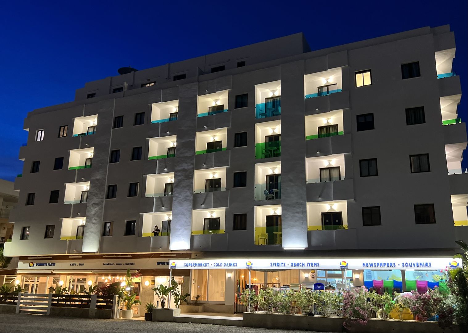 Poniente Playa image 3