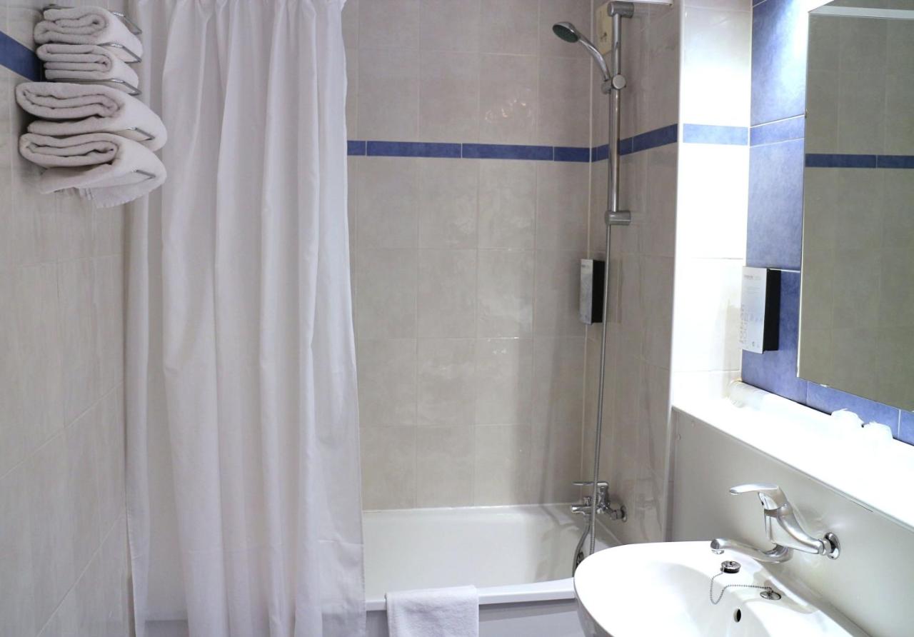 Travelodge Barcelona del Vallès in Barbera del Valles - foto 3