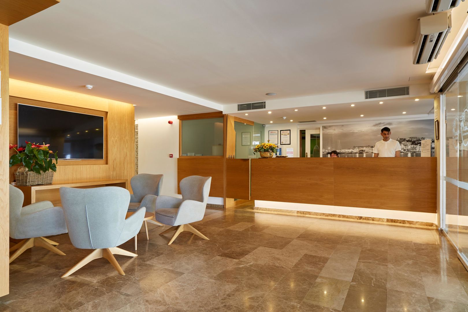 Aptos Casa Luís by Invisa image 3