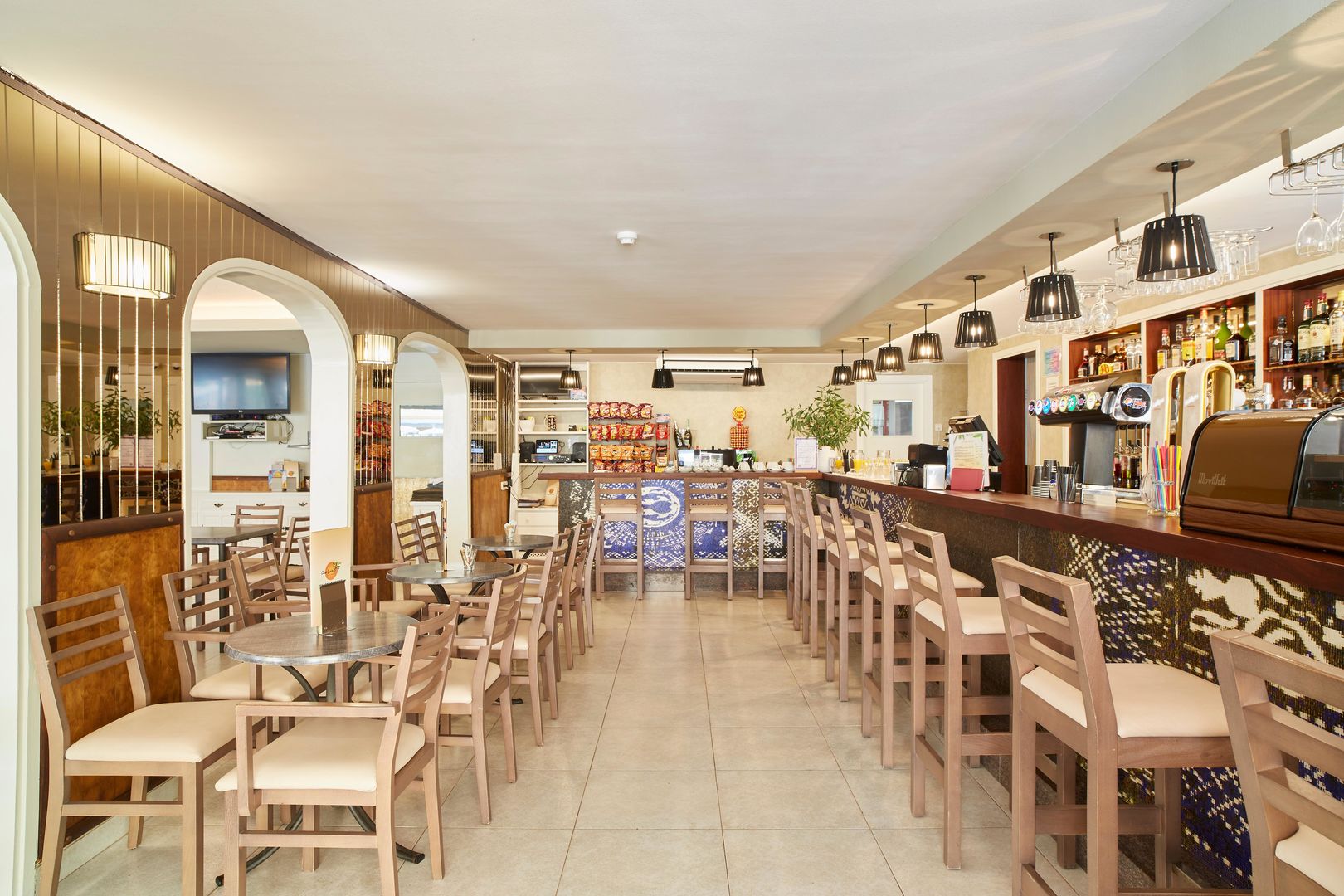 Aptos Casa Luís by Invisa image 2