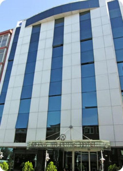 Grand Hilarium Hotel image 1