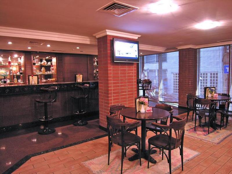 Grand Hilarium Hotel image 0