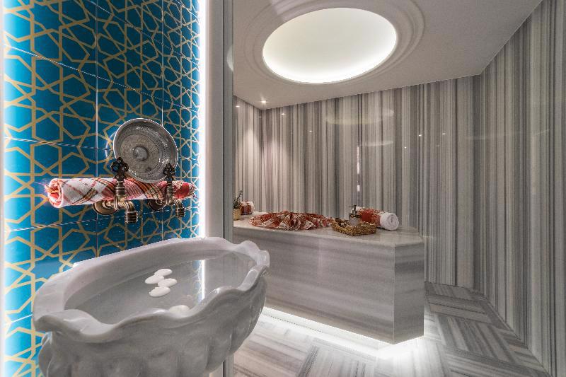 Beyaz Saray in Istanbul - foto 3