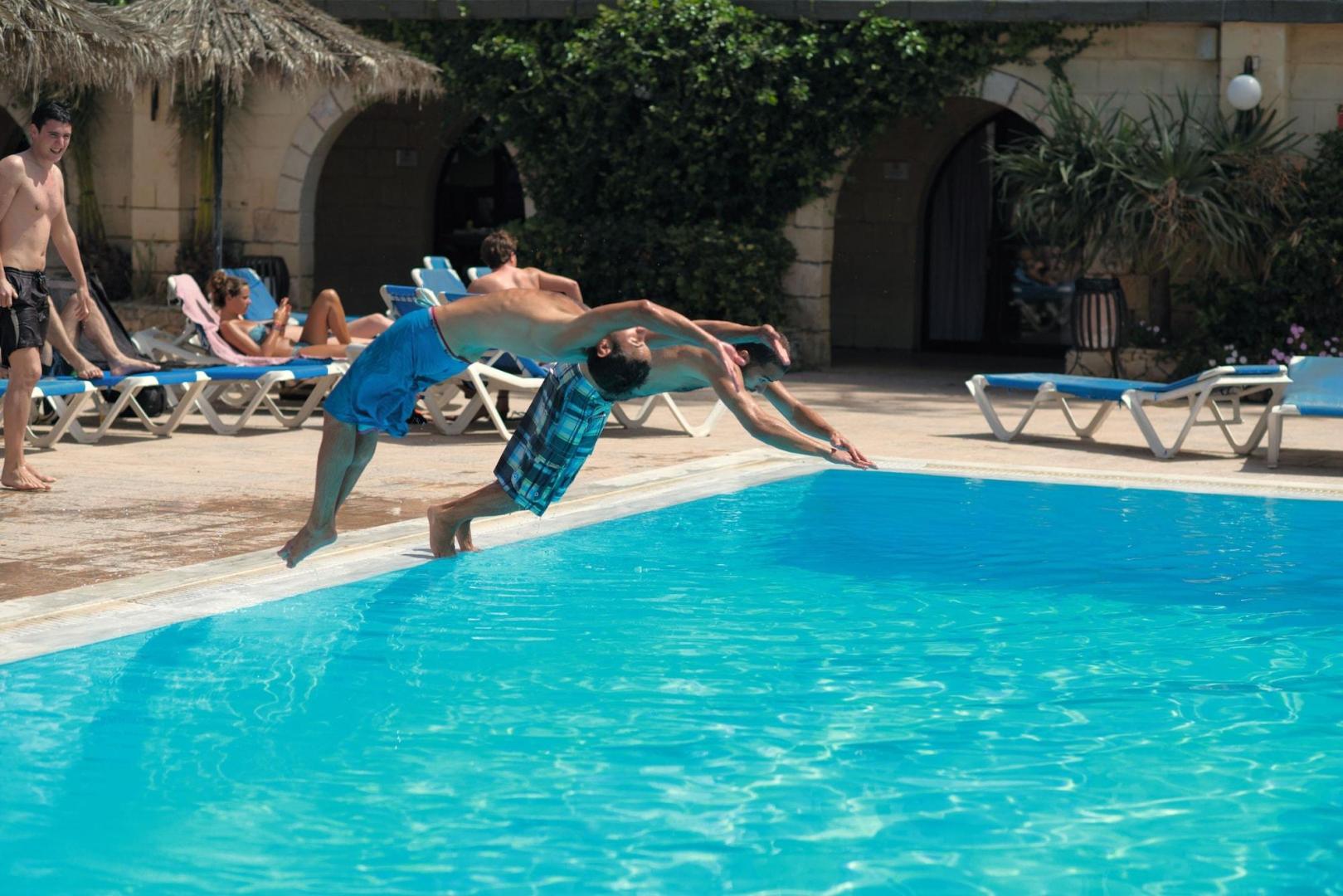 Sc Club Village.