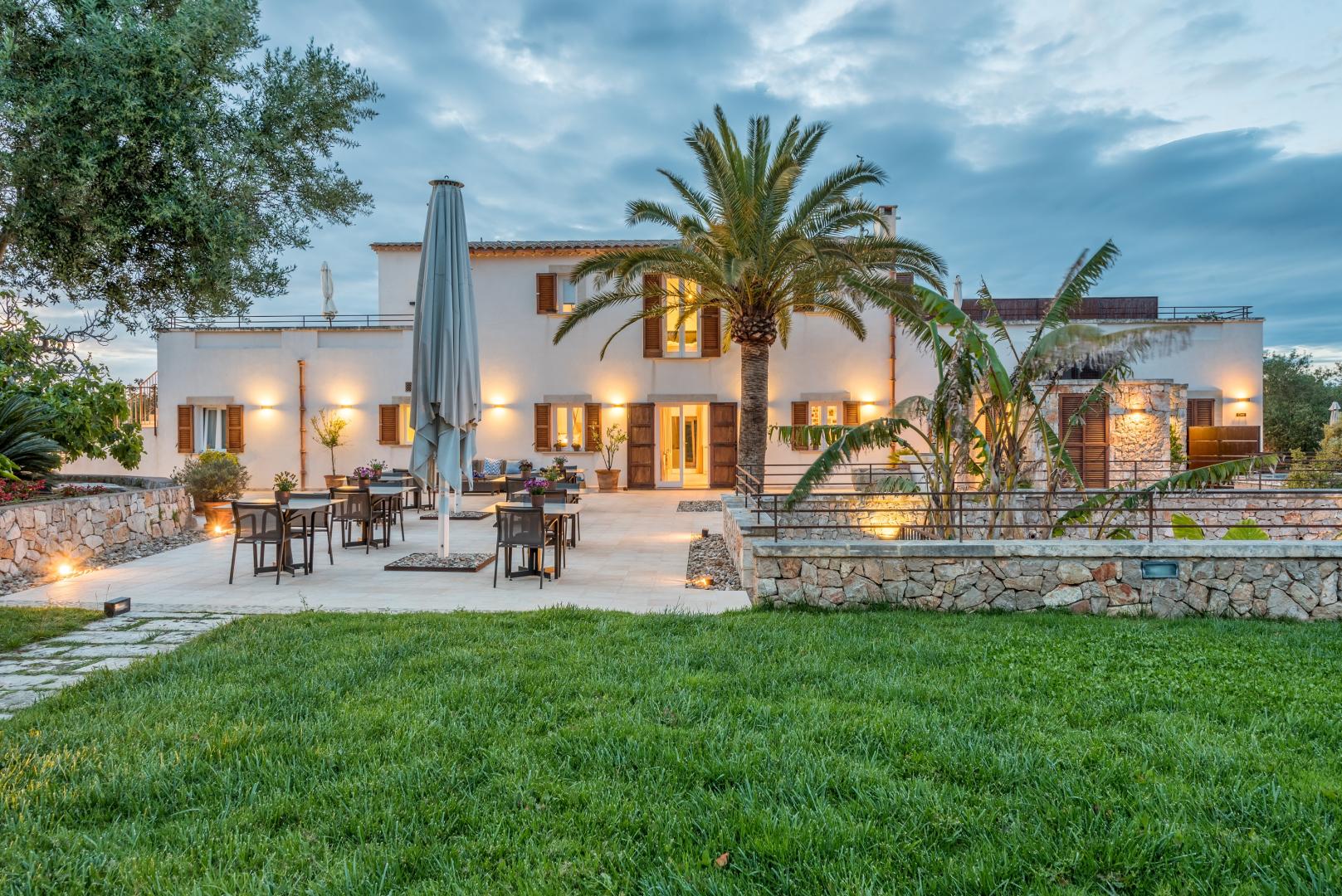 Binnenplaats — Cas Cabo Nou Agroturismo