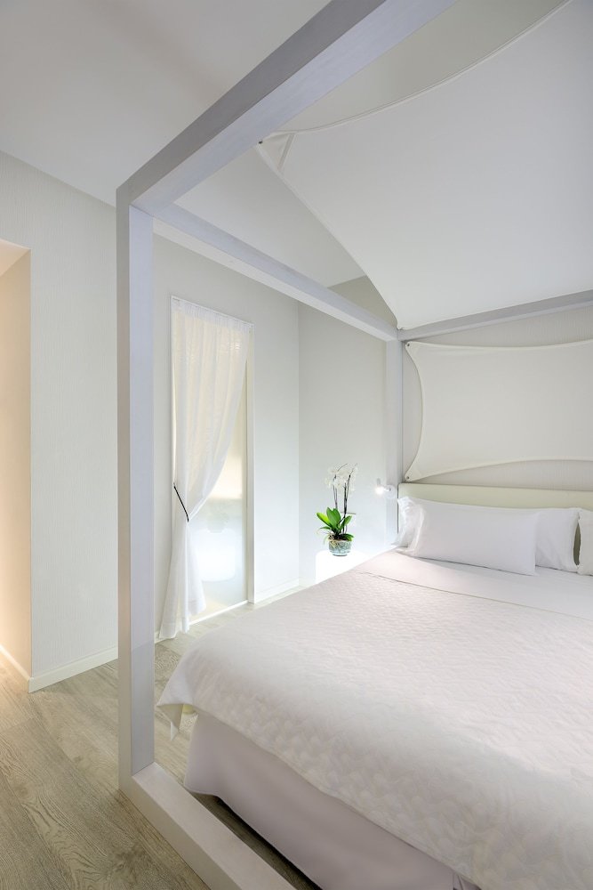 Blanco Hotel Formentera image 2