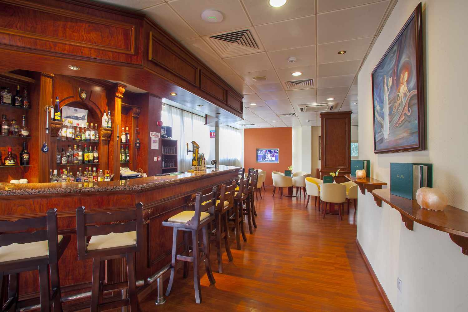 Kapetanios Limassol Hotel image 1