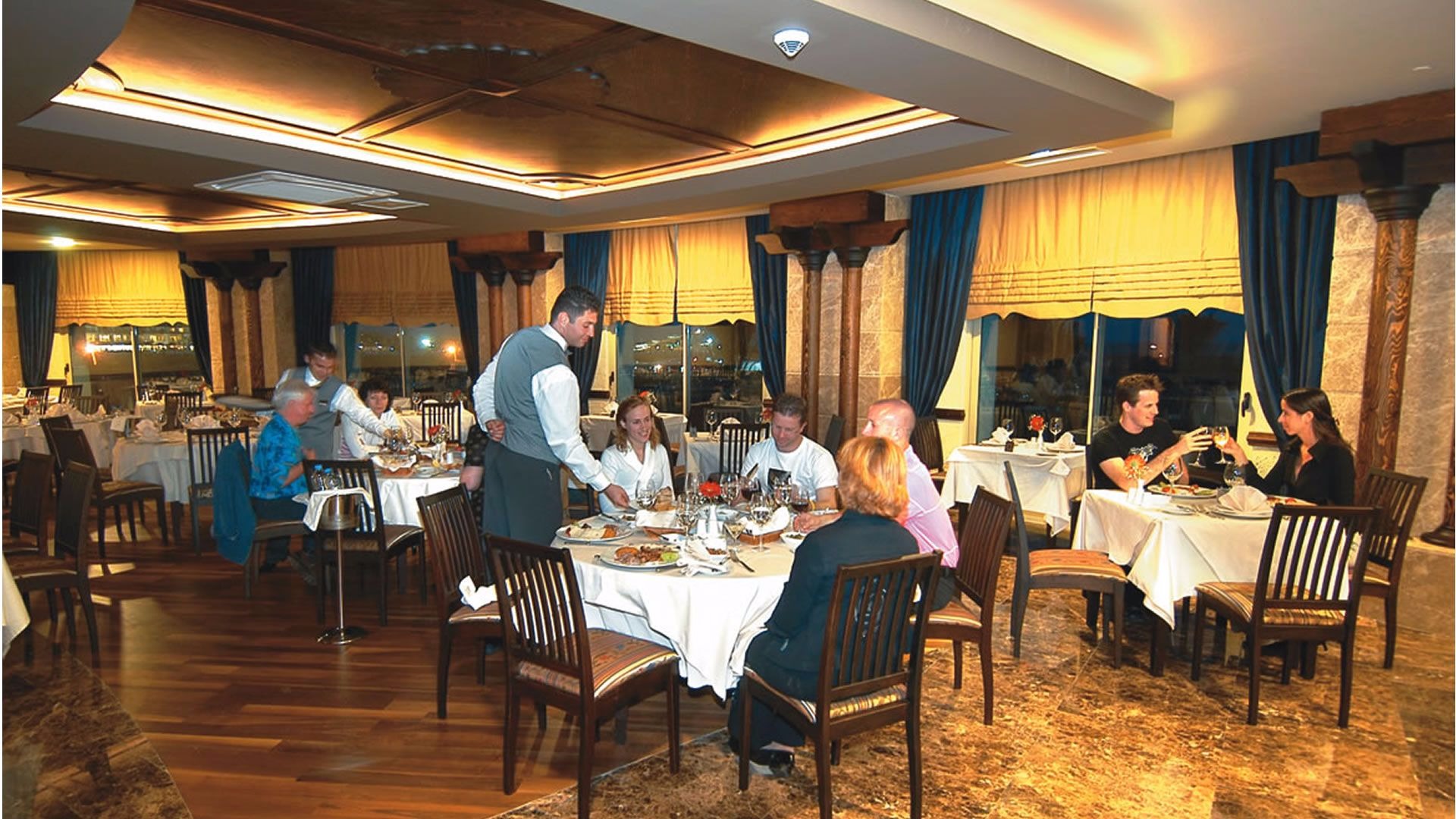 Royal Wings Hotel foto 35