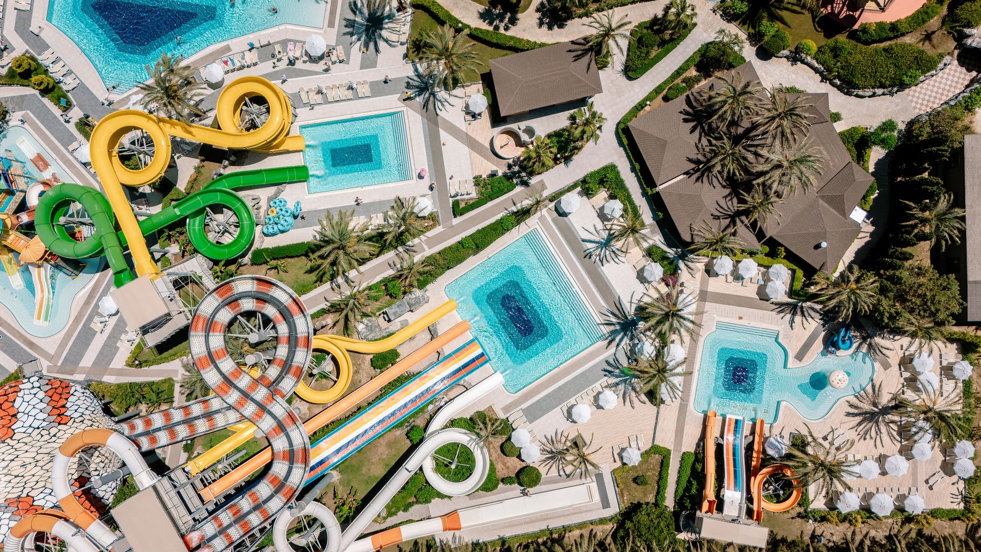 Royal Wings Hotel image 3