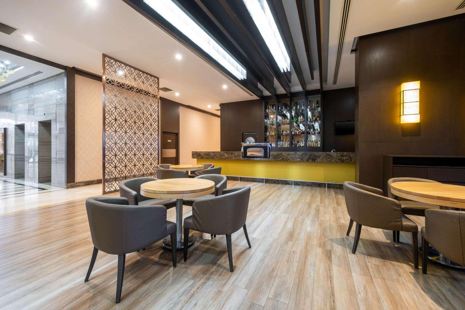 Clarion Hotel Istanbul Mahmutbey image 3