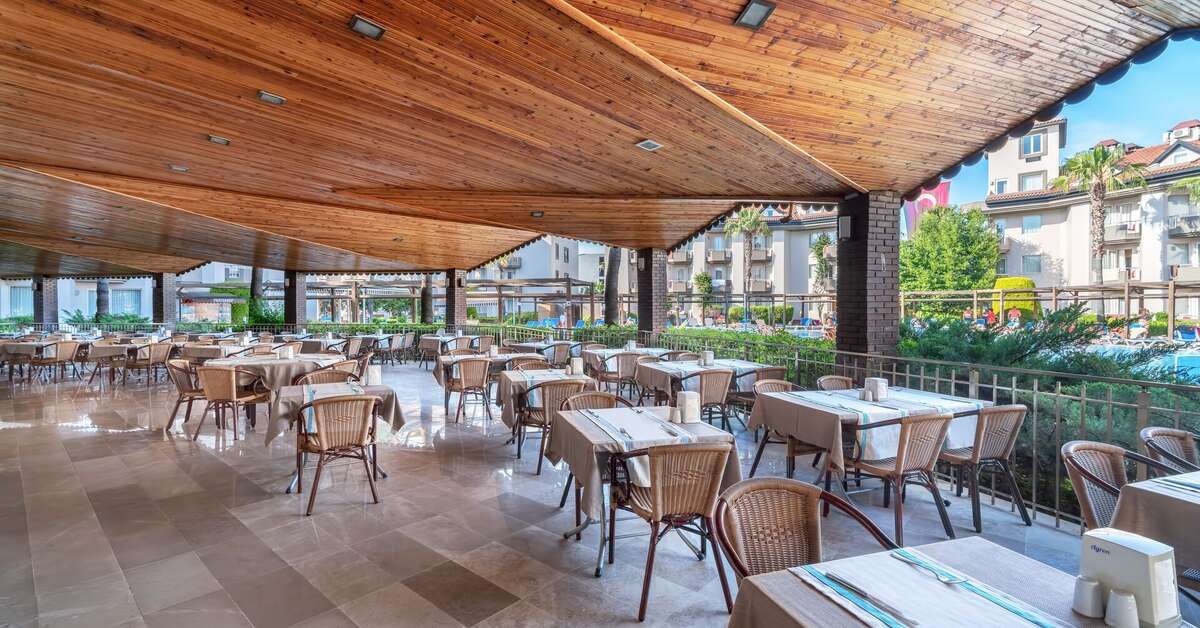 Orfeus Park Hotel image 3