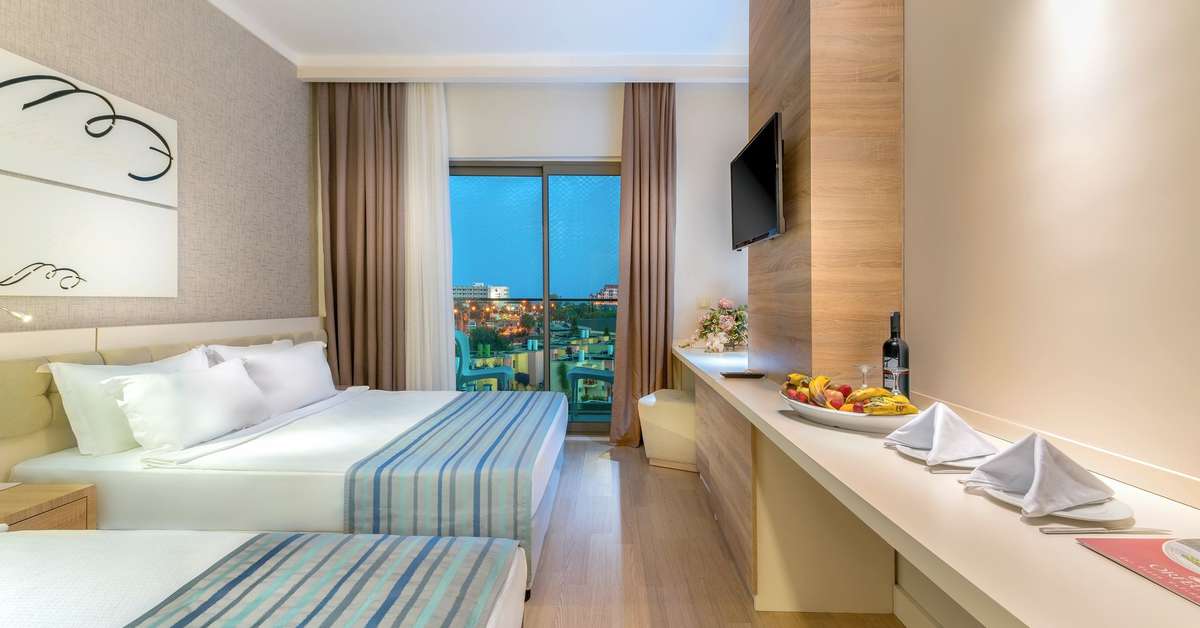 Orfeus Park Hotel image 1