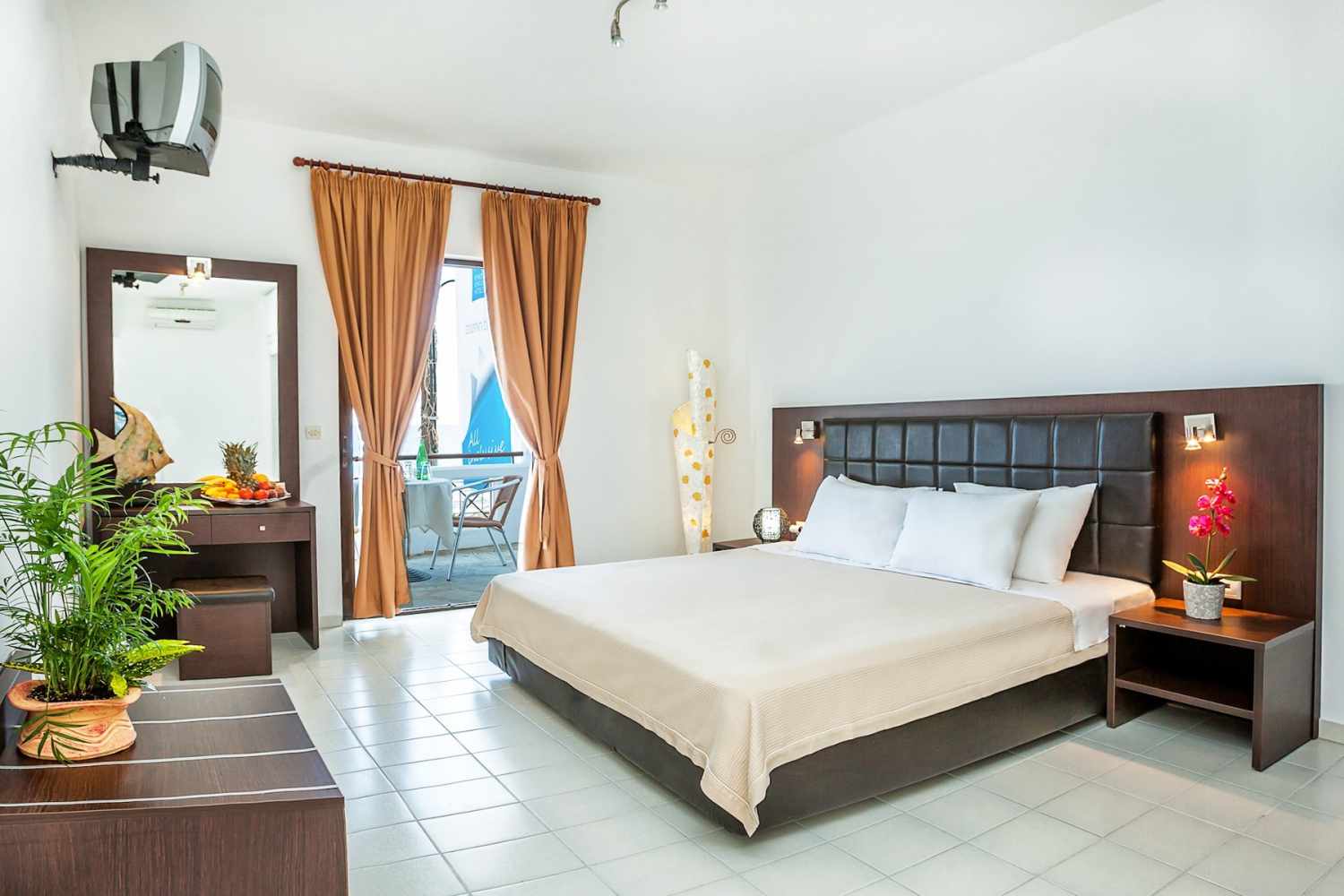 Xenios Dolphin Beach Hotel foto 8