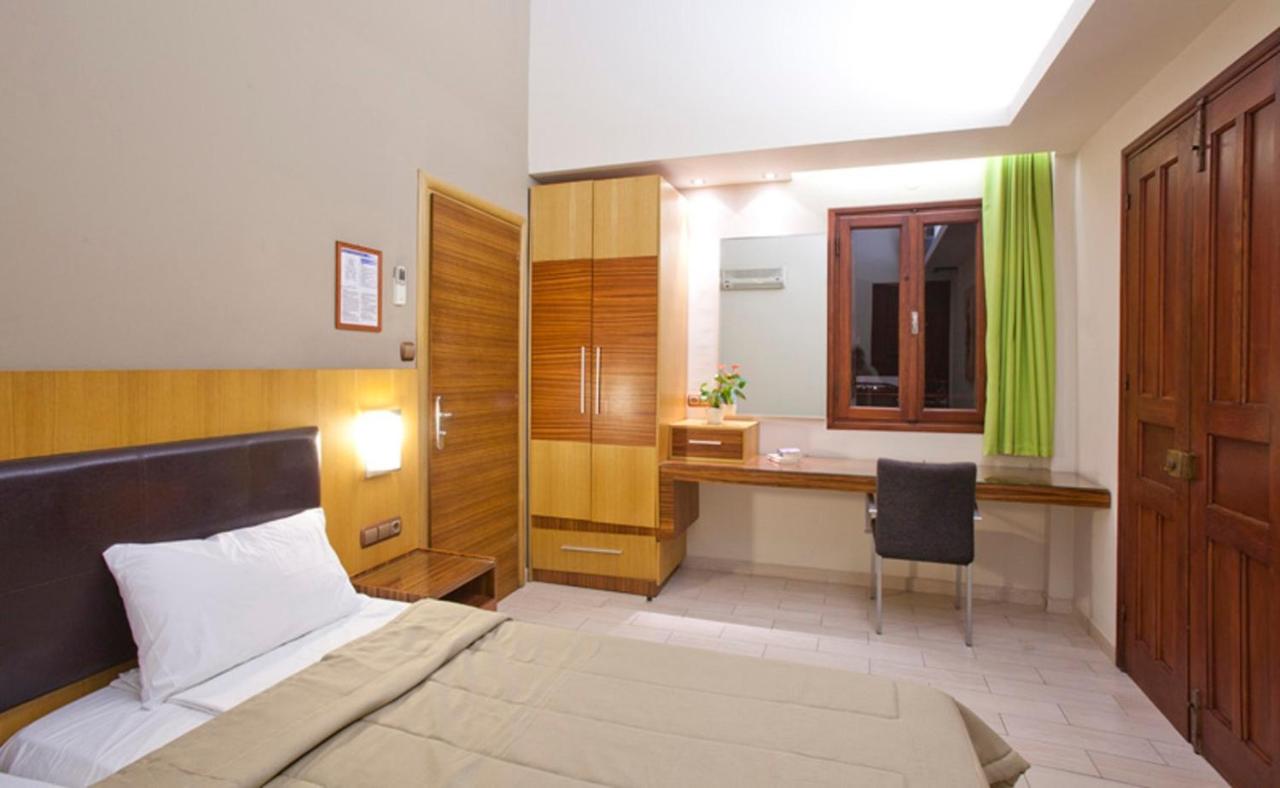 Pefkos Beach Hotel foto 11