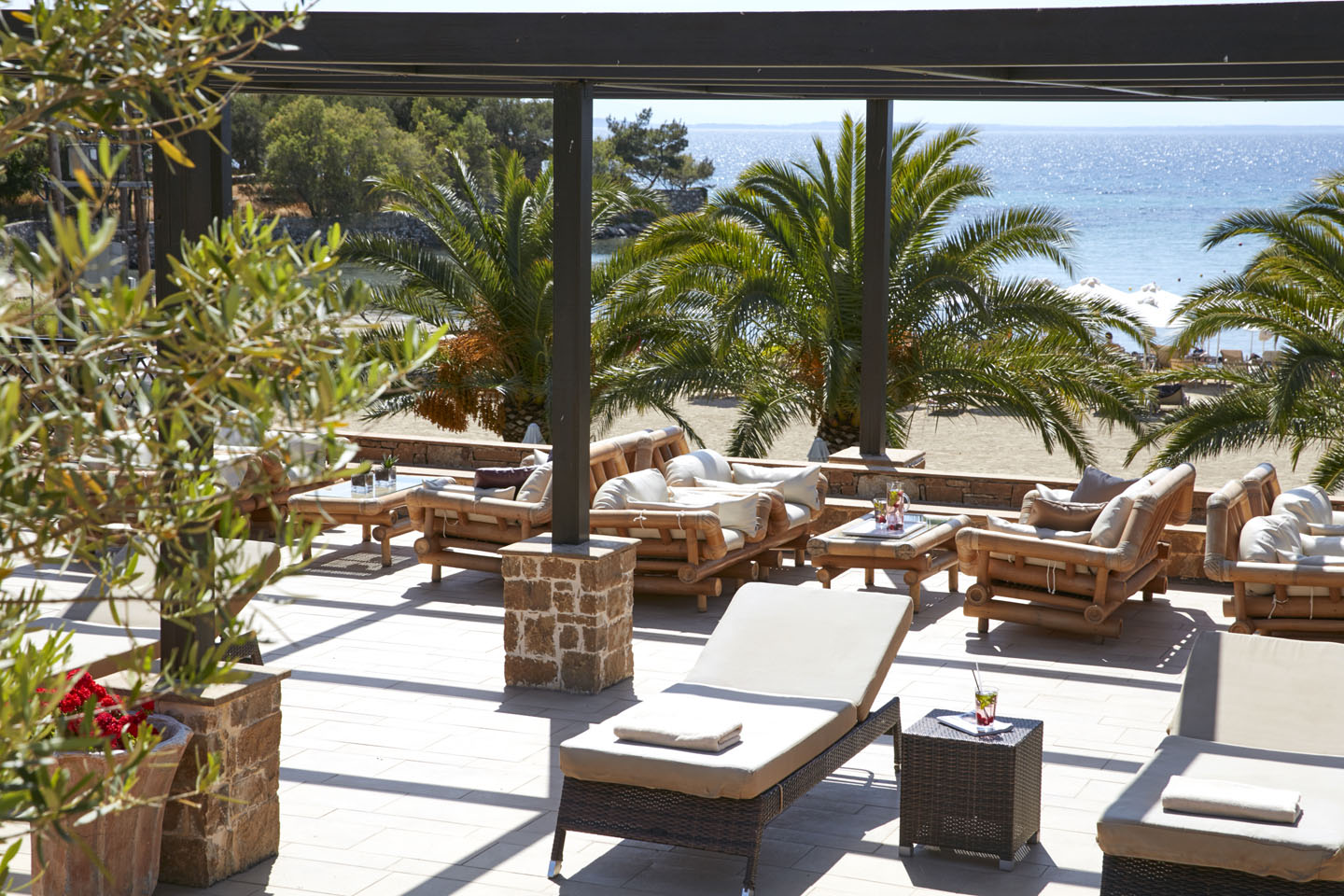 Anthemus Sea Beach Hotel & Spa image 2