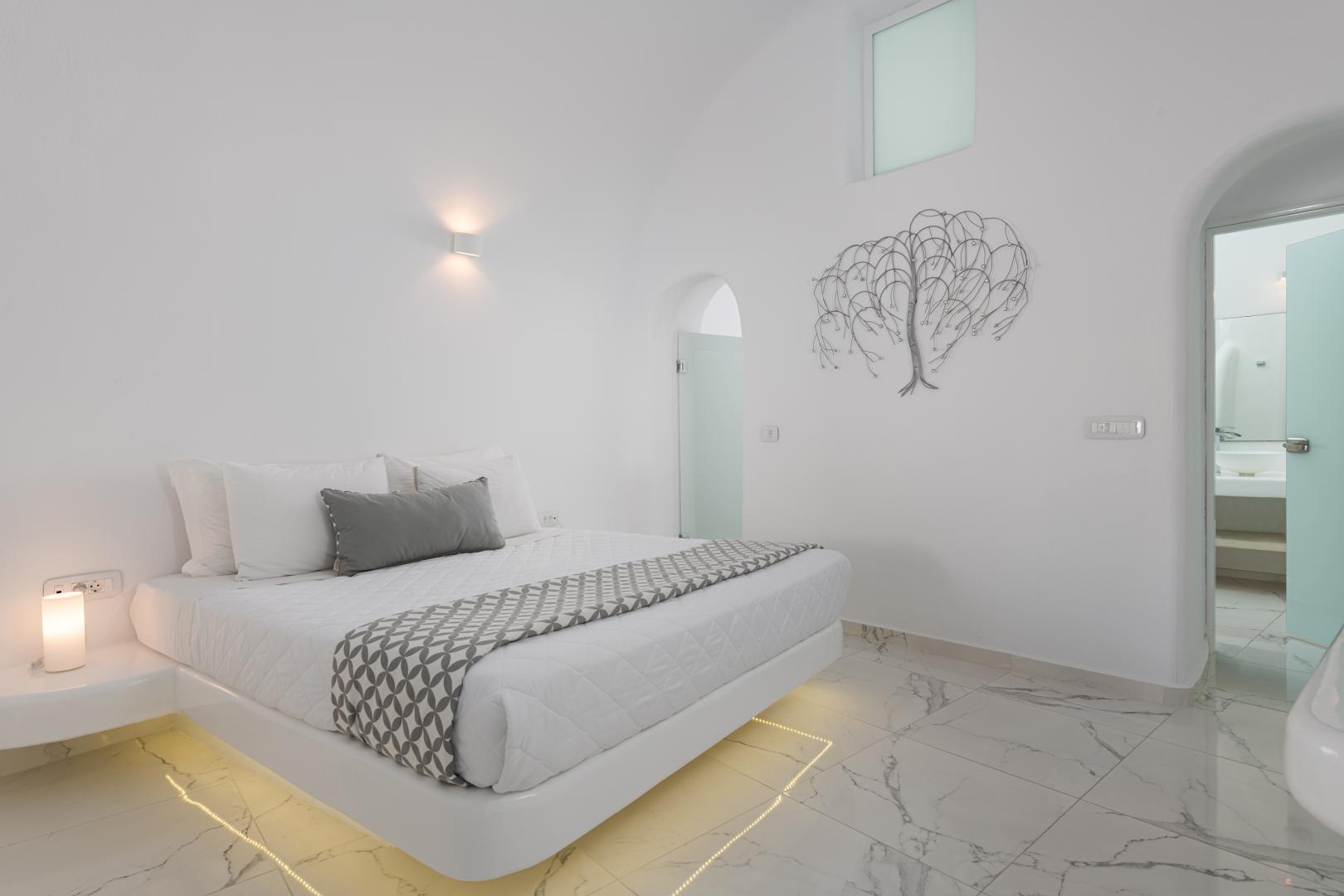 White Concept Caves foto 8