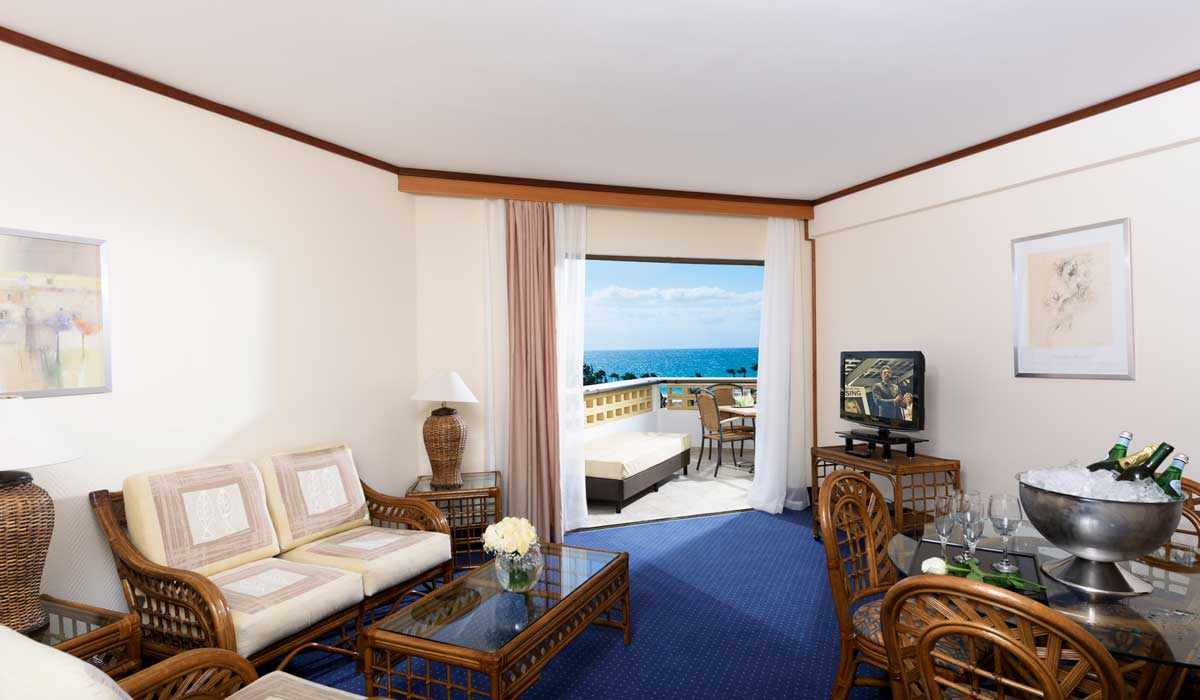 Constantinou Bros Athena Royal Beach Hotel foto 143
