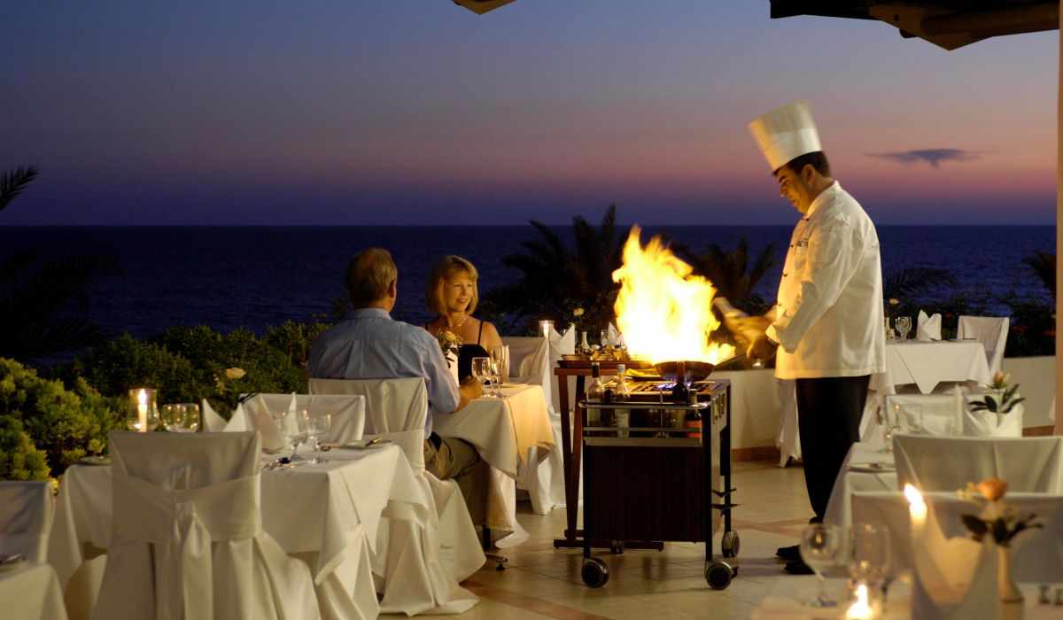 Constantinou Bros Athena Royal Beach Hotel foto 147