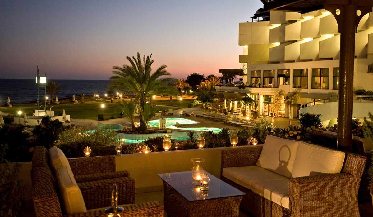 Constantinou Bros Athena Royal Beach Hotel foto 149