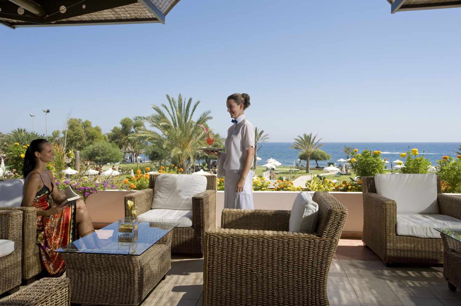 Constantinou Bros Athena Royal Beach Hotel foto 7
