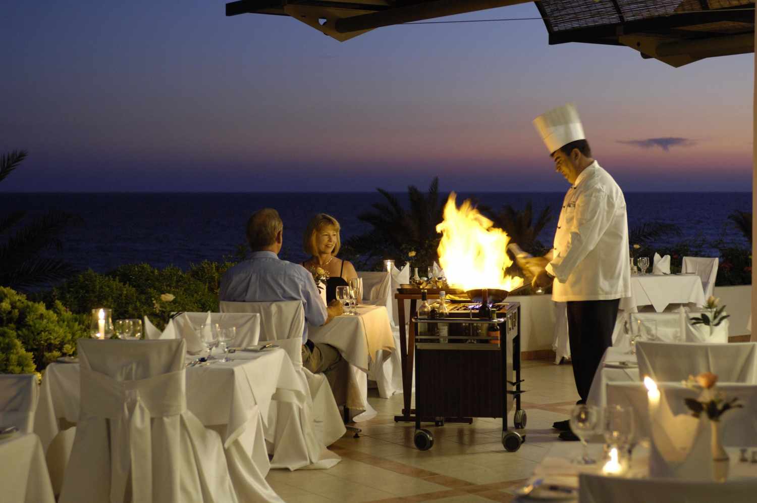 Constantinou Bros Athena Royal Beach Hotel foto 11
