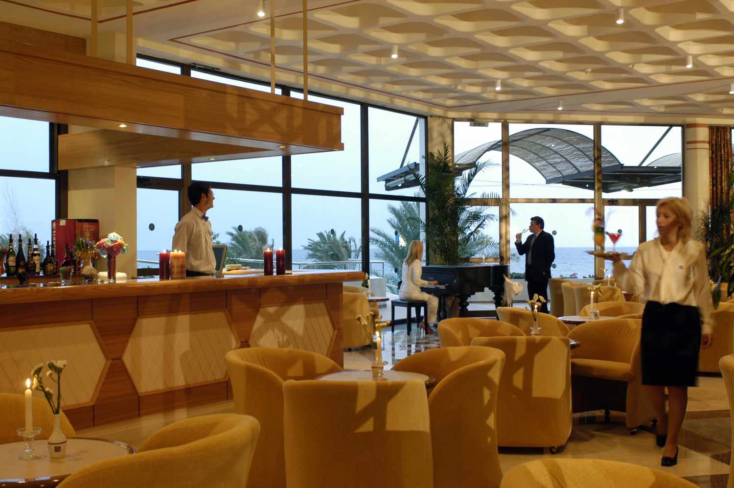 Constantinou Bros Athena Royal Beach Hotel foto 13