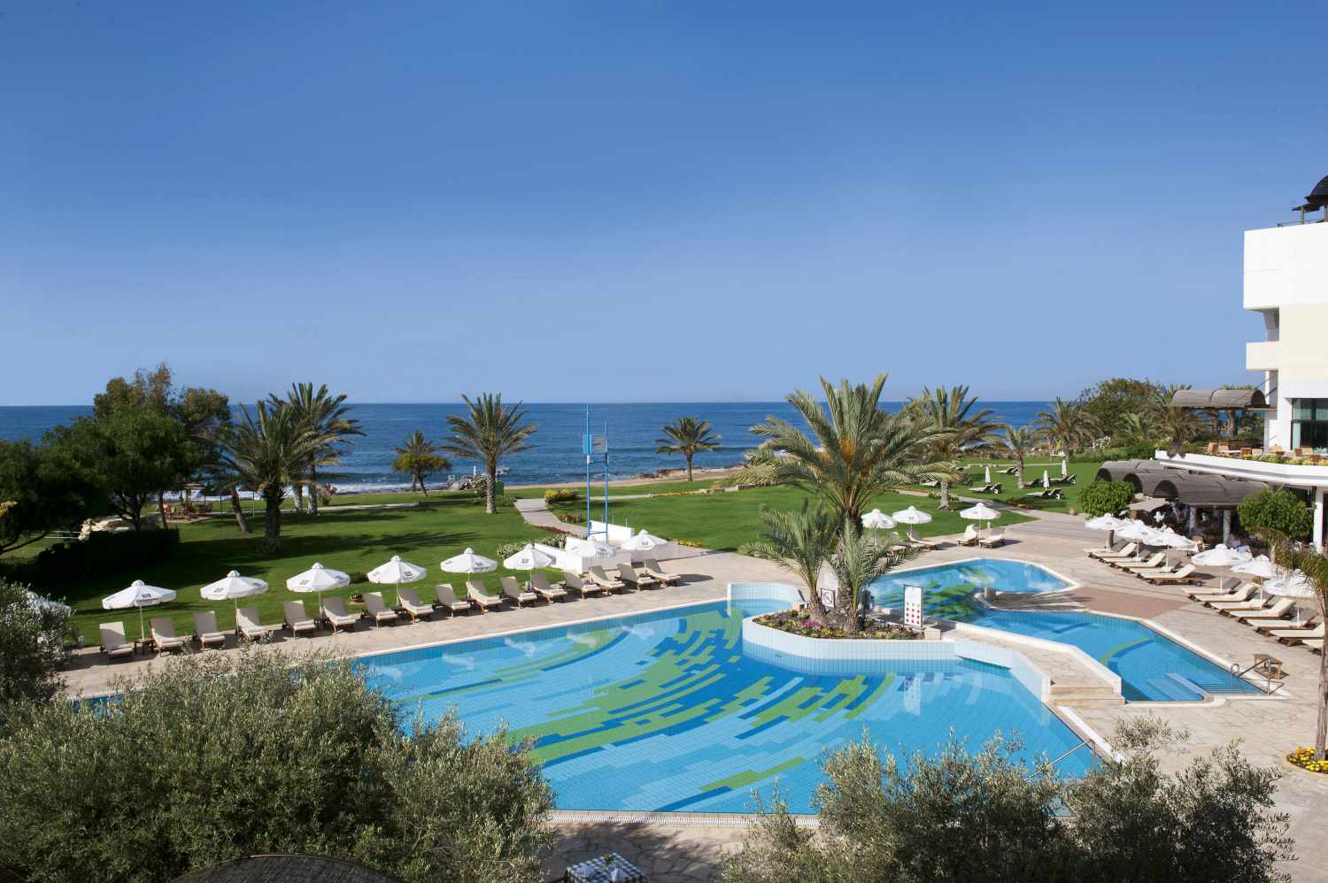 Constantinou Bros Athena Royal Beach Hotel foto 32