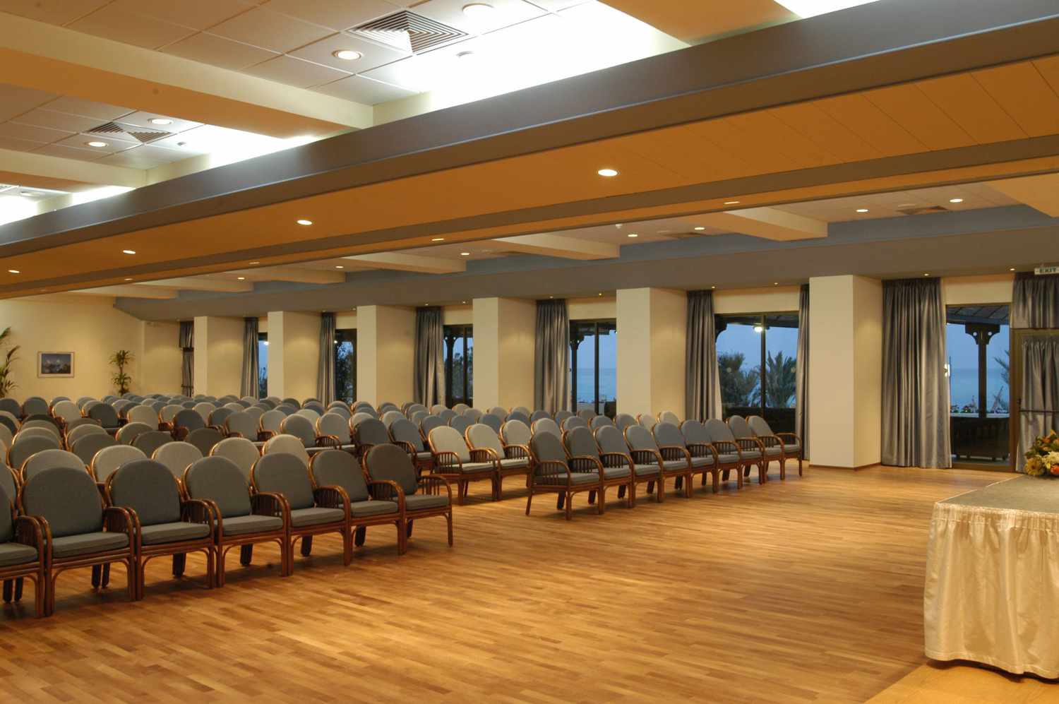 Constantinou Bros Athena Royal Beach Hotel foto 115