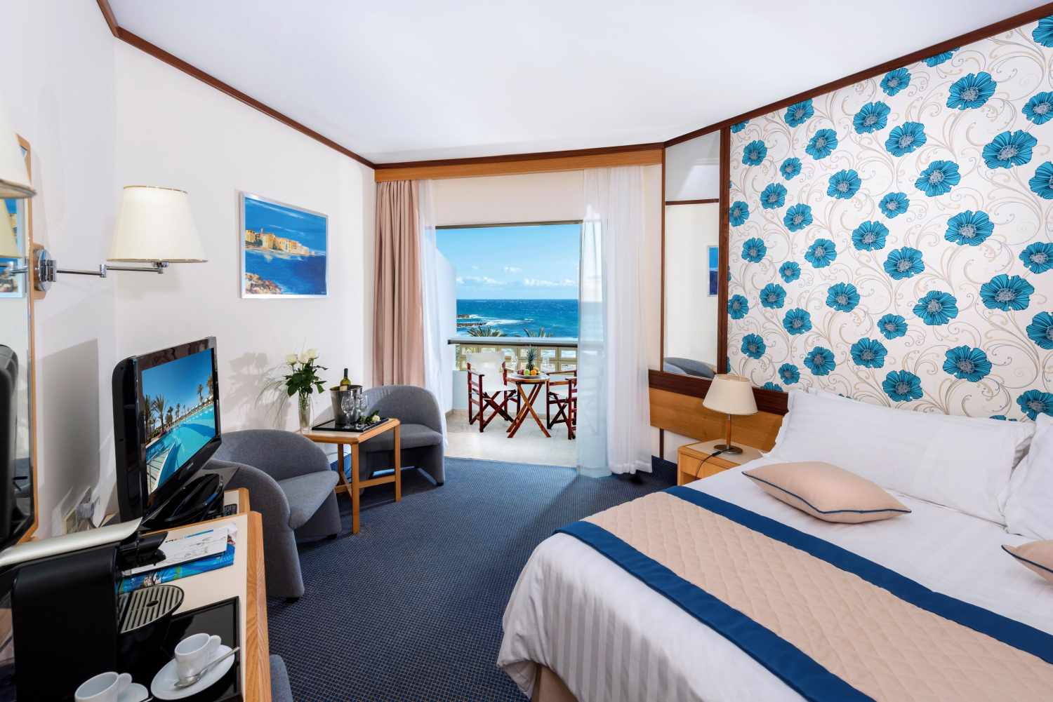 Constantinou Bros Athena Royal Beach Hotel foto 87
