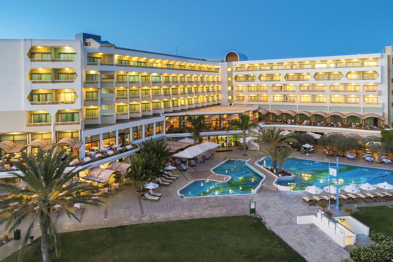 Constantinou Bros Athena Royal Beach Hotel foto 6
