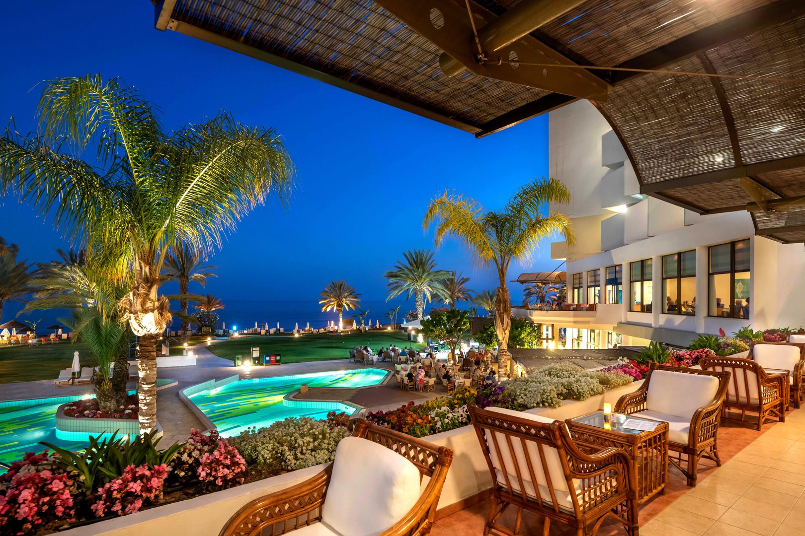 Constantinou Bros Athena Royal Beach Hotel image 3
